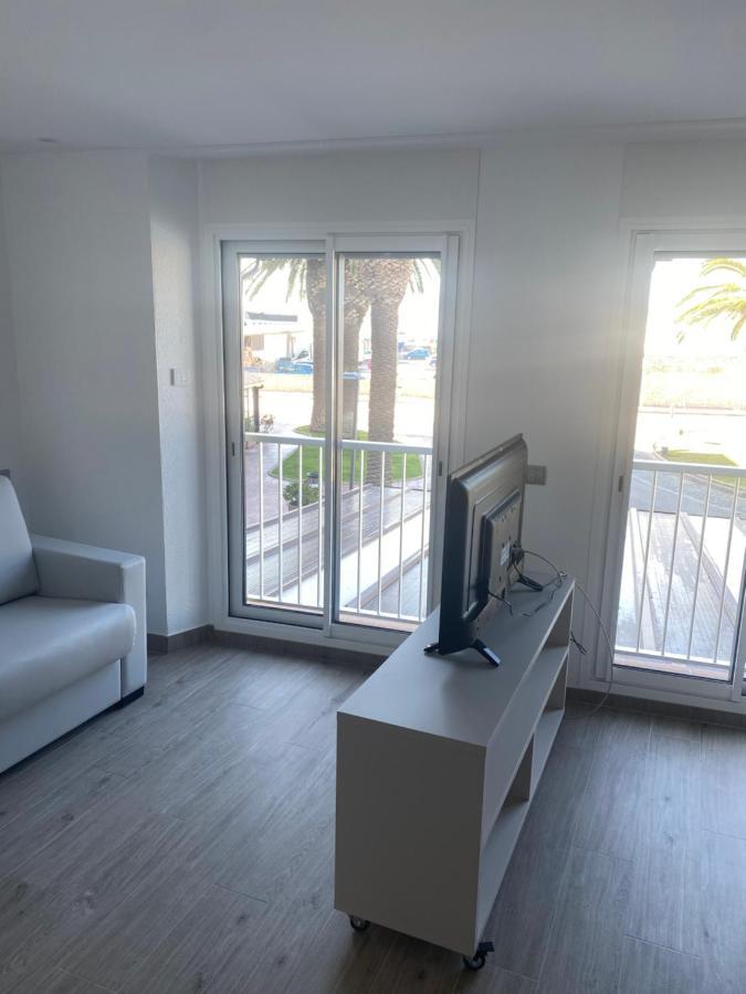 Loft Amb Vistes Al Mar By Apartaments La Catifa Palamós Dış mekan fotoğraf